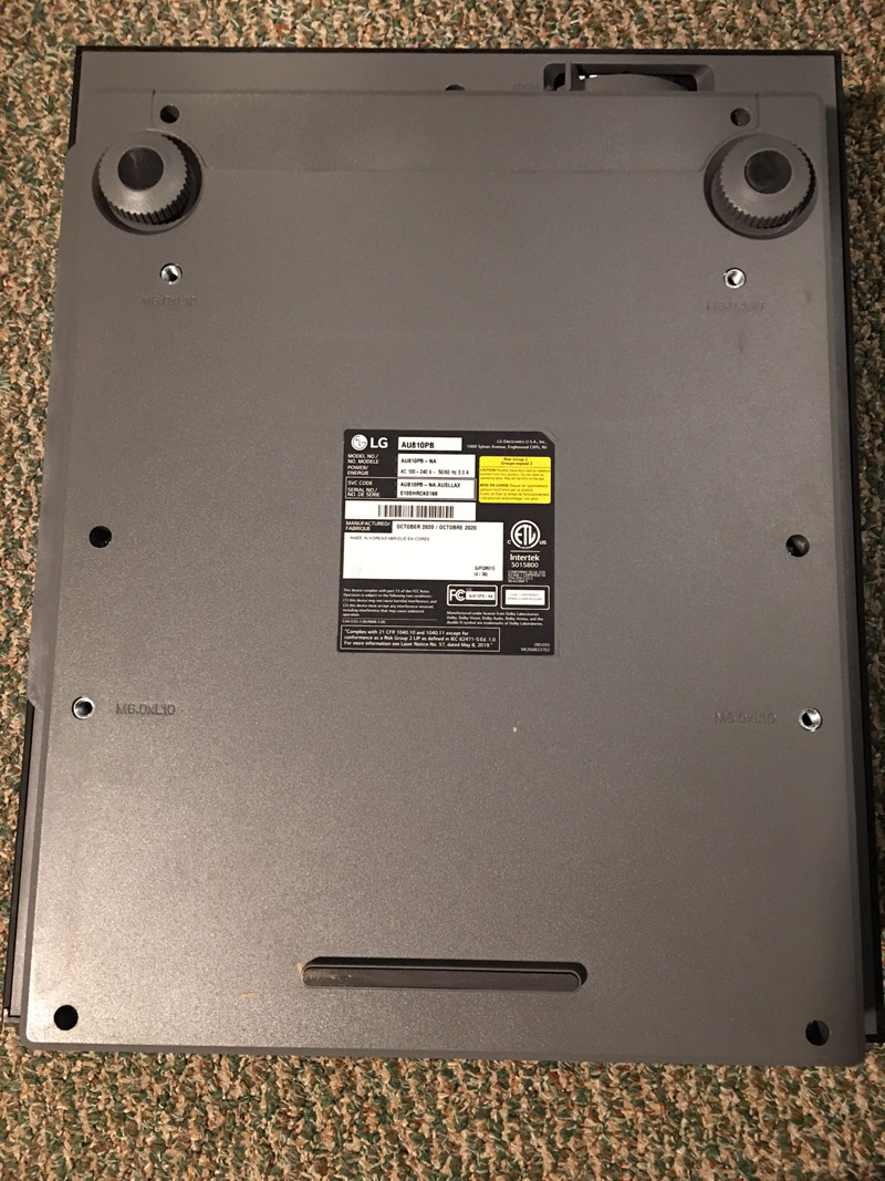 LG AU810PB bottom2