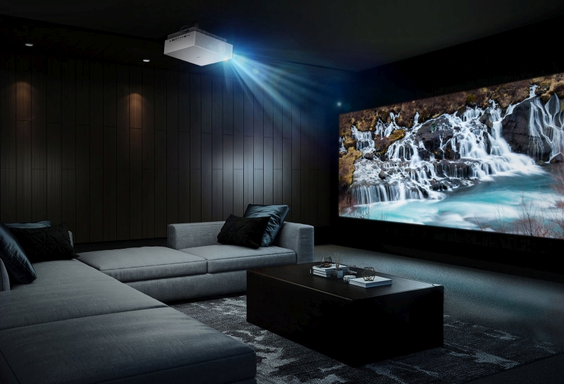 LG HU810PW lifestyle
